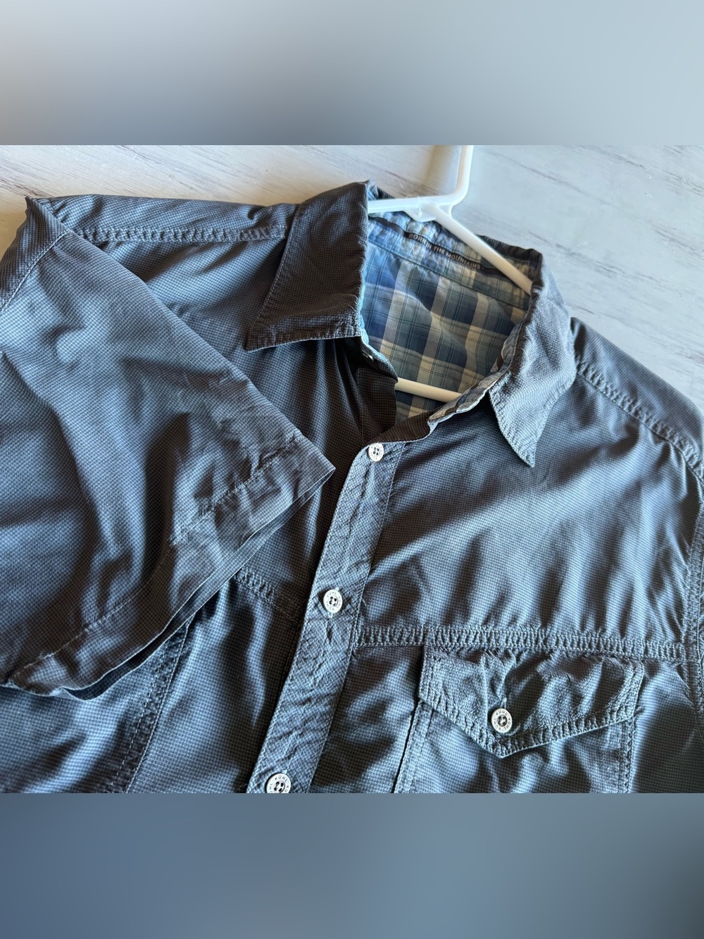 KÜHL Karib Men’s Medium Gray Short Sleeve Outdoor Shirt